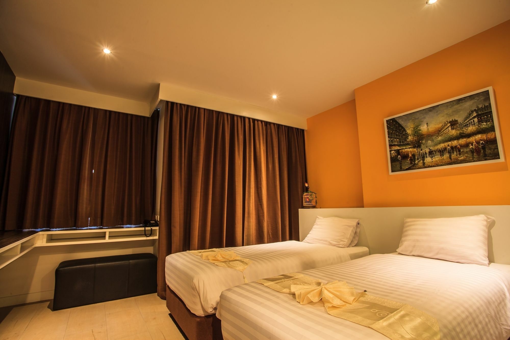 Paksaa Boutique Hotel Patong Luaran gambar